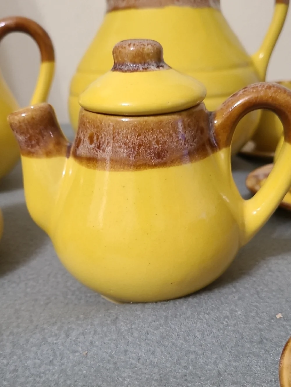Vintage Yellow & Brown‎ 20 piece Ceramic Coffee & Tea Set - Made In Columbia